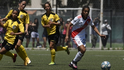 Ftbol Femenino - 1eraDiv  Comunicaciones - River Plate